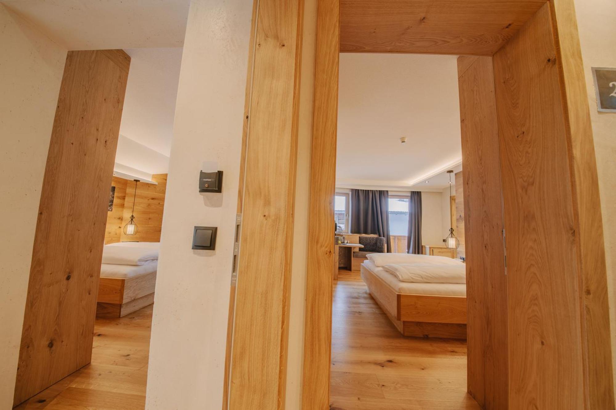 Loisi'S Boutiquehotel Achenkirch Room photo